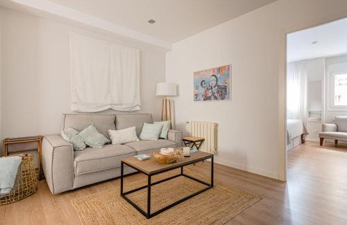 Camorritos Appartement | Avenida América - Cama King, AC, junto a la estación