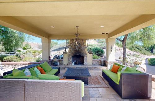 Murrieta Maison | Avenida De Arboles Oasis