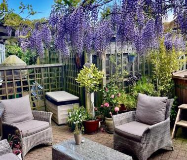 Westbrook Maison | Avenue 1Barnes