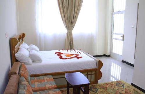 Nifas Silk-Lafto Maison | Avi Guest House