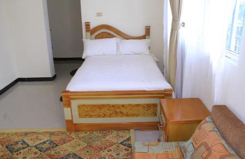 Nifas Silk-Lafto Maison | Avi Guest House