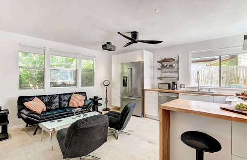 Lakeway Copropriété | Aviator's Suite in Lakeway