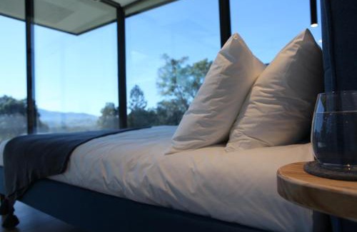 Pumpenbil Cabine | Avion Retreat