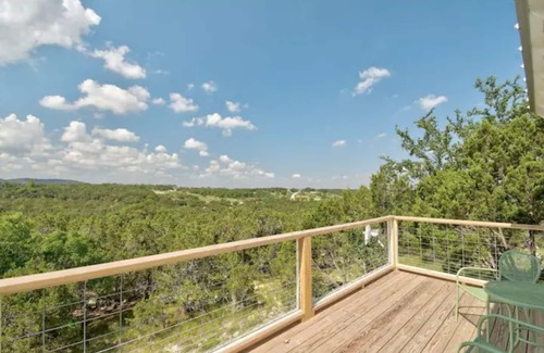 Dripping Springs Maison | "Avita"- Madrona Ranch -Views for Miles -30 Acres