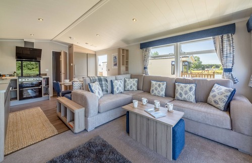 Wells-next-the-Sea Cabine | Avocet 28 est un magnifique lodge situé au bord de l’eau.