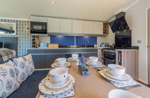 Wells-next-the-Sea Cabine | Avocet 28 est un magnifique lodge situé au bord de l’eau.