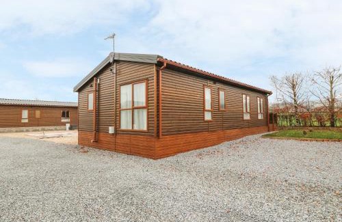 Dunning Maison | Avonal Lodge 24
