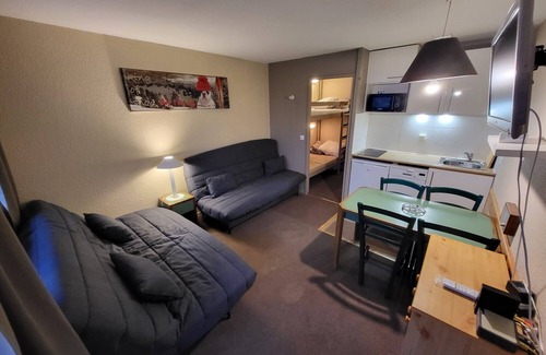 Avoriaz Appartement | Avoriaz 9ème, 4-5pers, Pied des pistes, Balcon, Plein Sud