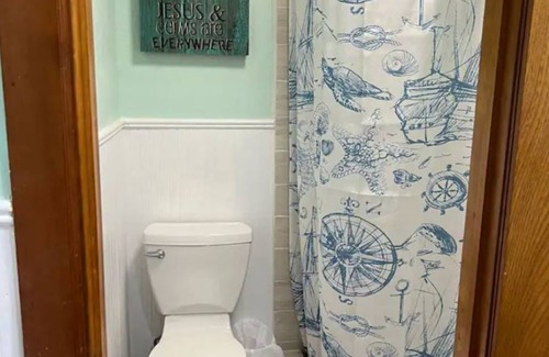 Palacios Appartement | Aw Tomorrow Siesta and Shower - The Salty Cowboy