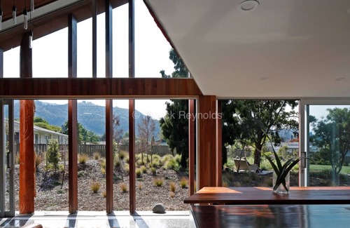 Kawaha Point Maison | Award Winning Dream Escape - a stone's throw from Rotorua's major attractions