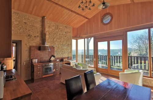 Saussignac Maison | Lodge de luxe et écologique primé dans un vignoble biologique
