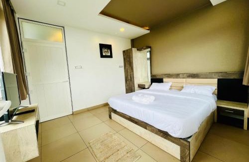 West Mere Hôtel | Away From Home - 10 - Rooms In Ooty, Home Stay in Ooty