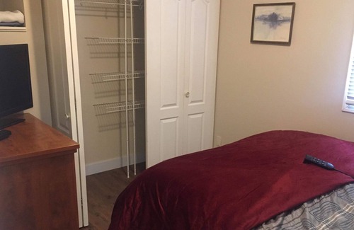 Thunder Bay Appartement | Away from Home Comfort