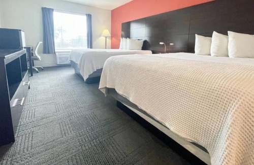 Cuero Maison | Awe-Striking Apartments! 3 Trendy Units, Minutes’ drive from Guadalupe River