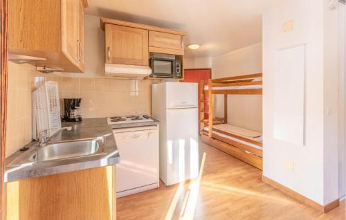 Les Bottieres Appartement | Awesome Apartment In Saint-Pancrace