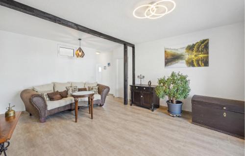 Ahrenshagen-Daskow Appartement | Awesome Apartment In Ahrenshagen-Daskow