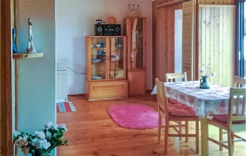Leba Appartement | Awesome Apartment In Leba With Sauna