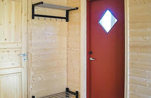 Hitra Appartement | Awesome Apartment In Sandstad With Wifi