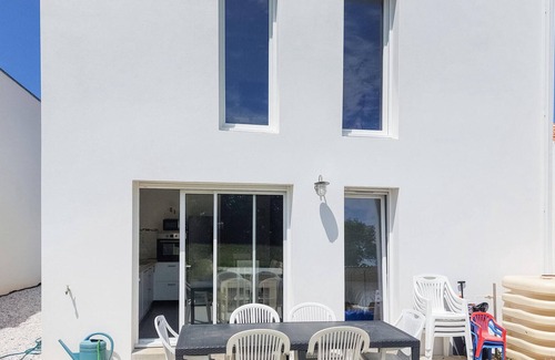Saint-Vincent-sur-Jard Maison | Awesome home in Saint Vincent sur Jard