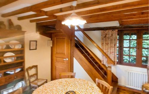Sainte-Opportune-la-Mare Maison | Awesome Home In Sainte-Opportune La Ma