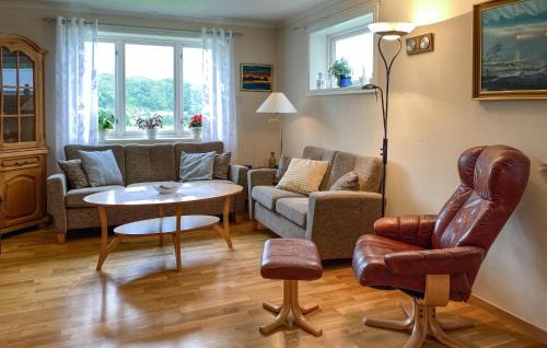 Aheim Maison | Awesome Home In Åheim With Wifi