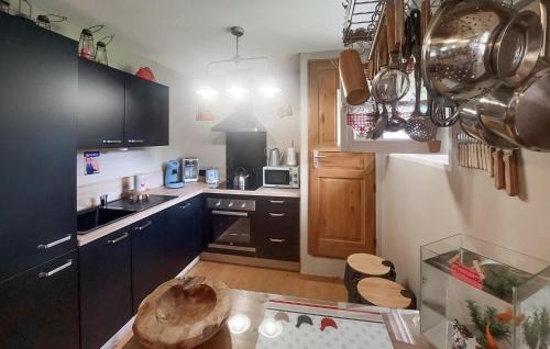 Alette Maison | Awesome Home In Alette With Wifi