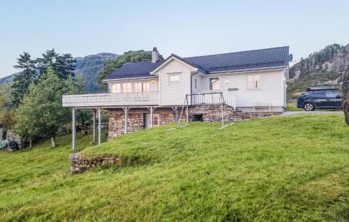 Gulen Municipality Maison | Awesome Home In Ånneland With Wifi