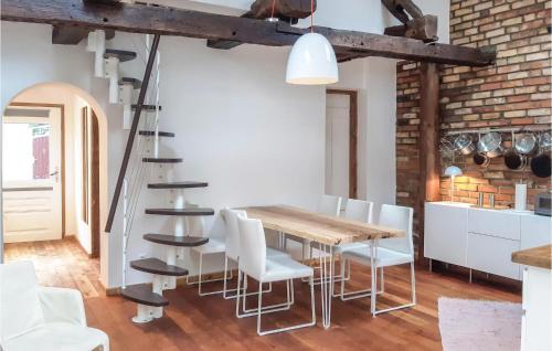 Buetzow Maison | Awesome Home In Bützow With Wifi