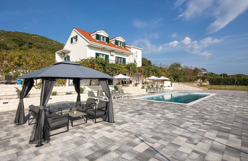 Dicmo Maison | Superbe maison à Dicmo Prisoje