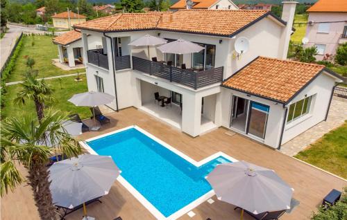 Sarsoni Maison | Awesome Home In Drazice With Wifi