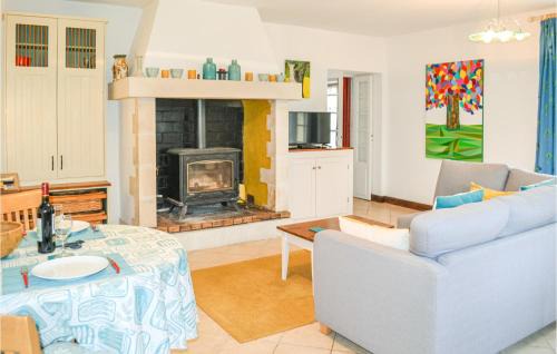 Gabillou Maison | Awesome Home In Gabillou With Wifi