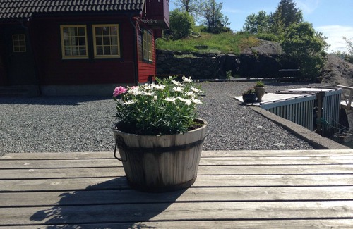 Hyllestad Cabine | Awesome Home In Hyllestad With Kitchen