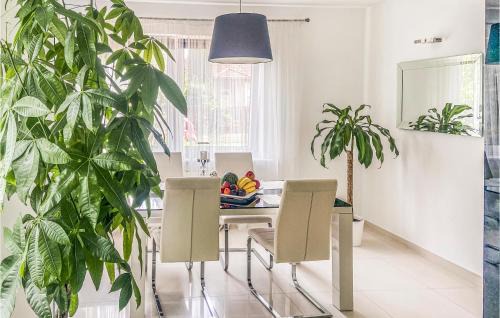 gmina Kobylanka Maison | Awesome Home In Kobylanka With Wifi