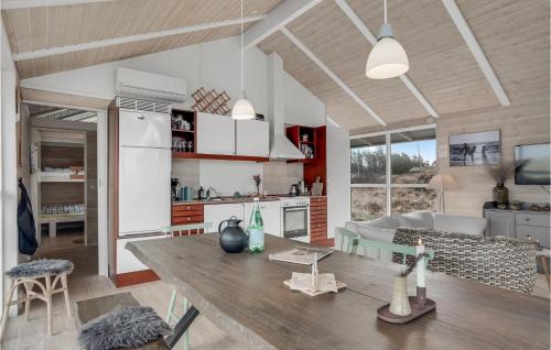Hvorup Klit Maison | Awesome Home In Løkken With Wifi