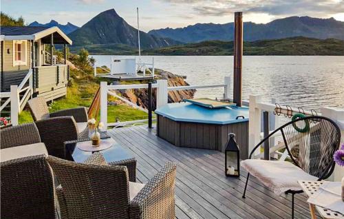 Laukvik Maison | Awesome Home In Laukvik With Kitchen