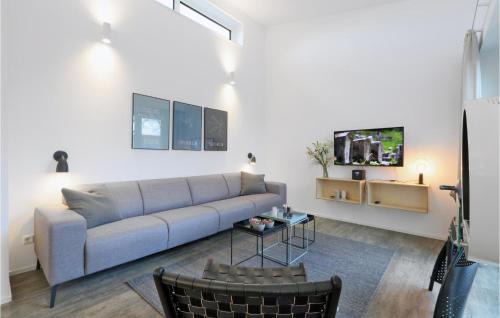 Lembruch Maison | Awesome Home In Lembruchdümmer See