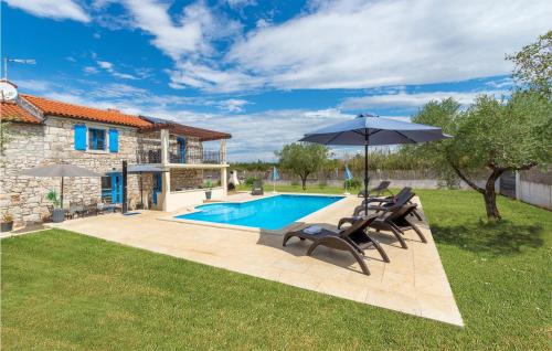 Filipini Maison | Awesome Home In Mihelici With Wifi