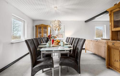 ster Assels Maison | Awesome Home In Øster Assels With Wifi