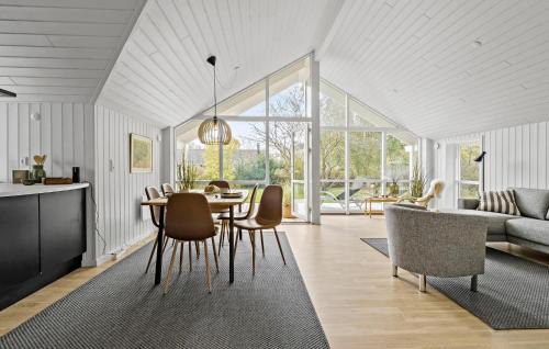 Togeholt Maison | Awesome Home In Præstø With Wifi