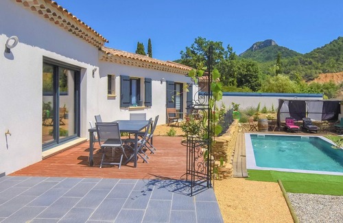 Propiac Maison | Superbe maison à Propiac avec WiFi