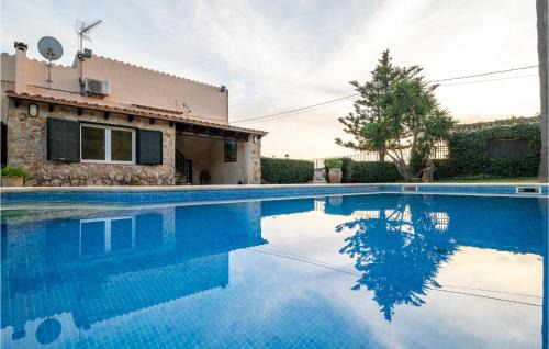 Sineu Maison | Awesome Home In Sineu