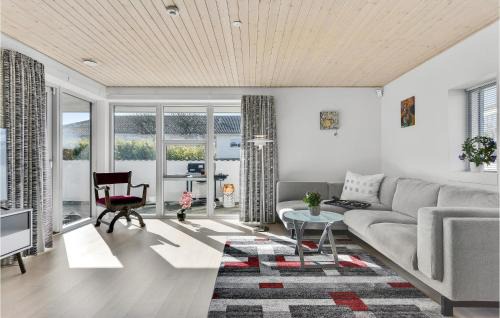 Skarup Fyn Maison | Awesome Home In Skårup Fyn With 4 Bedrooms