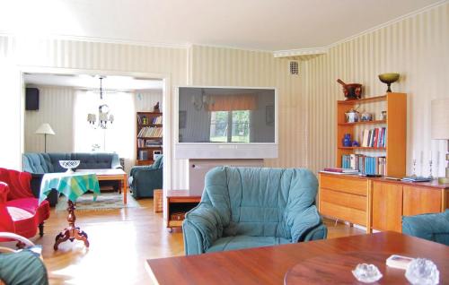 Vintjarn Maison | Awesome Home In Svärdsjö With Sauna