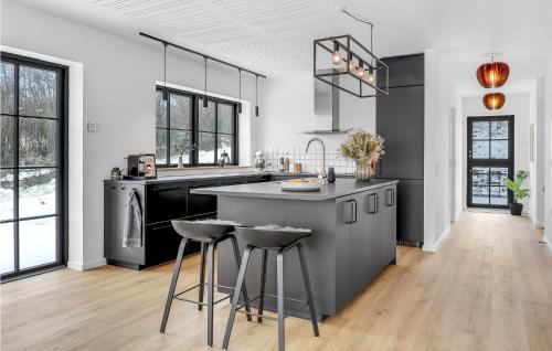 Listed Maison | Awesome Home In Svaneke With Kitchen