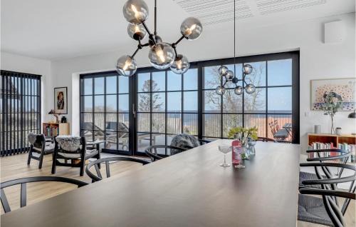 Listed Maison | Awesome Home In Svaneke With Kitchen