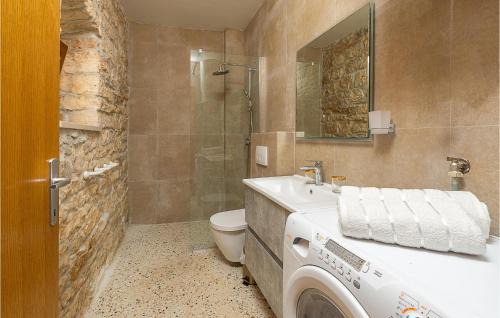 Svetvincenat Maison | Awesome Home In Svetvincenat With Wifi