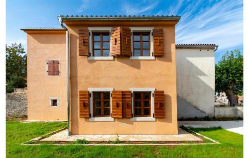 Svetvincenat Maison | Awesome Home In Svetvincenat With Wifi