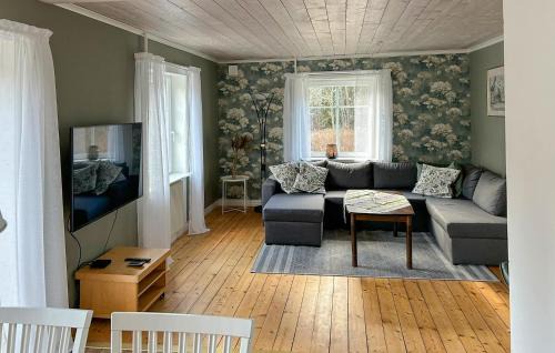 Odeshog Municipality Maison | Awesome Home In Tranås With Sauna