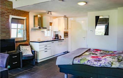 Udenhout Maison | Awesome Home In Udenhout With Wifi