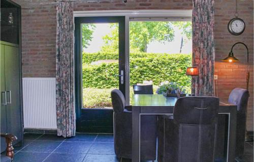 Udenhout Maison | Awesome Home In Udenhout With Wifi